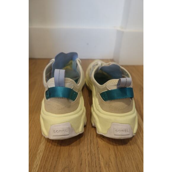 Sorel Women's Kinetic Breakthru Tech Lace Sneaker Size 8.5 - Picture 4 of 8